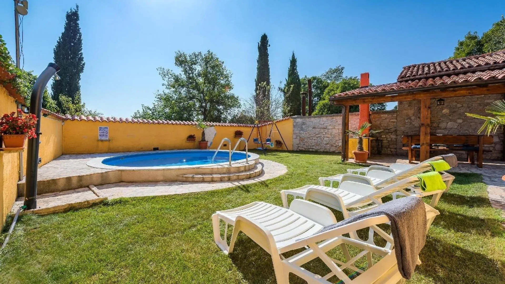 Ferienhaus Mit Privatpool Fuer 5 Personen Ca 60 Qm In Mali Vareski, Istrien Suedkueste Von Istrien Holiday home